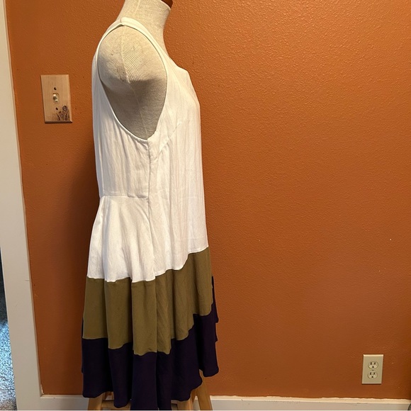 Entro Sleeveless Dress with Pockets. Sz M/L - Picture 3 of 7